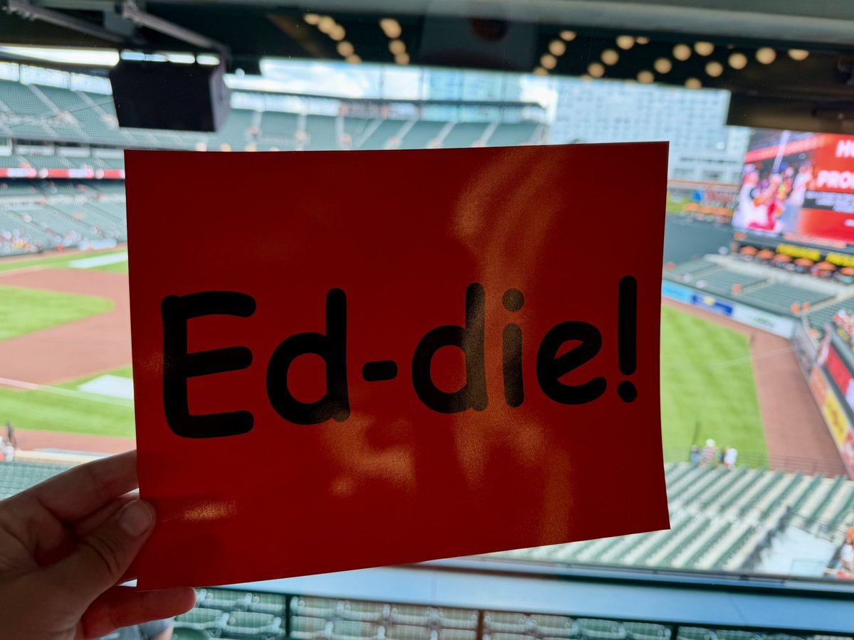 FreddieTheOsFan's tweet photo. Certainly clear to Orioles fans what they’re going for, but I head a number of Red Sox fans asking why we’re handing out signs that say Ed die and what Ed did to deserve it https://t.co/XfRSUjCTpG