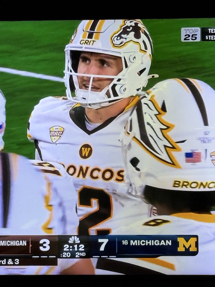 buckeyehero1's tweet photo. @Dictator_Day We will All Carry the flame together ๐ฅ #IStandWithWMU https://t.co/GW5Mhkq6ce
