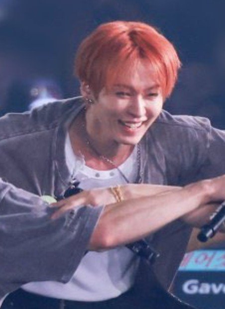 lknowuniversee's tweet photo. the world becomes a more beautiful place when he smiles🙂‍↕️ https://t.co/zpKiFyvZhc