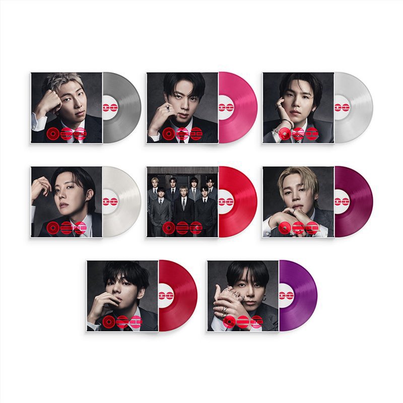 Wakookoo_'s tweet photo. KOOKOO’s GIVEAWAY WINNER 

RANDOM VINYL 

CONGRATULATIONS @Tae_kimchii 🍾🥂 https://t.co/yae6M608uy