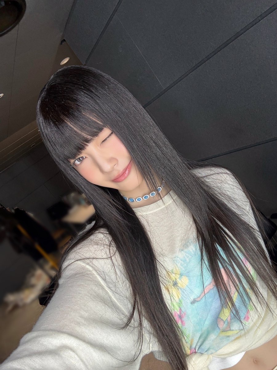 strawbarrieseah's tweet photo. 풀뱅에생머리…. https://t.co/Cg4GfJpwvI