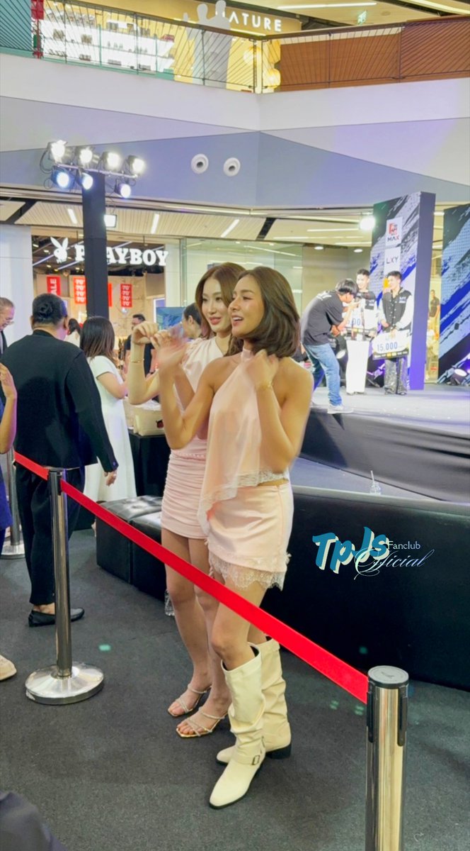 TpJs_official's tweet photo. วันนี้ลูกสาว2คนมาใน ลุคผื่นขึ้นค่ะ
.
,
,
.
 เห็นแล้ว    แพ้!!!

LXY CENTRAL HATYAI X TPJS
#TungpangJessie_LXY2026
#TungpangJessie https://t.co/DtAl4VLwa5