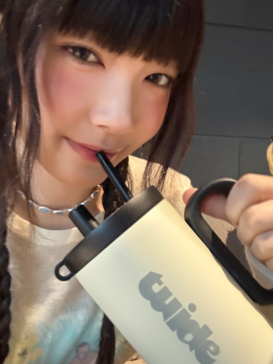 strawbarrieseah's tweet photo. 근데,내물통에는 왜튜이드안박혀잇음.?
나는튜이드가아니라서그런가.. https://t.co/3i5CGakq9Y