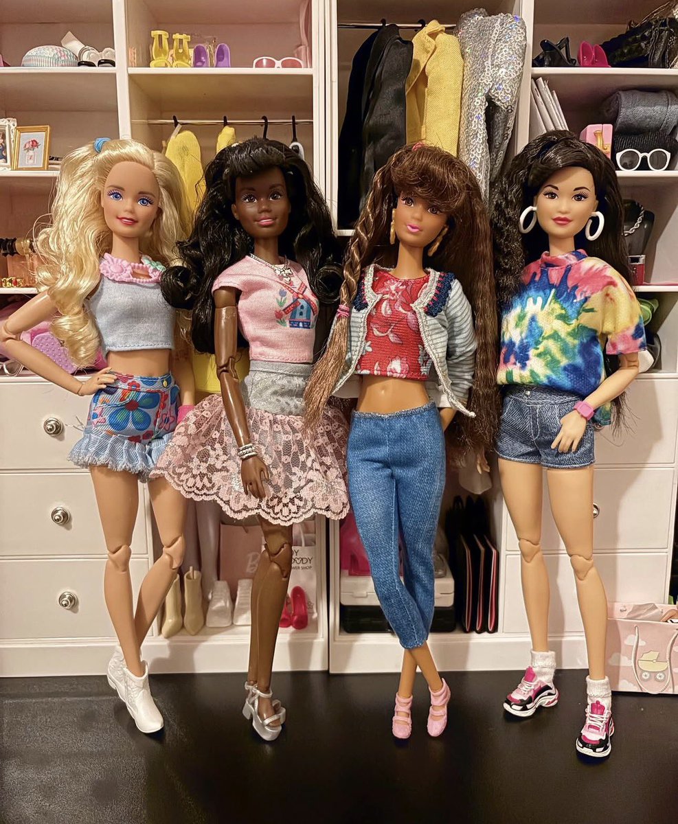 TheBearbie's tweet photo. I would bring back Barbie’s friends. I love the idea of “Everyone can be Barbie” and although that is true, growing up, I loved how Barbie, Christie, Kira and Teresa all stood out as individual dolls of the same wave/lines because they each had their own style/color scheme. https://t.co/MS3r6It7hB