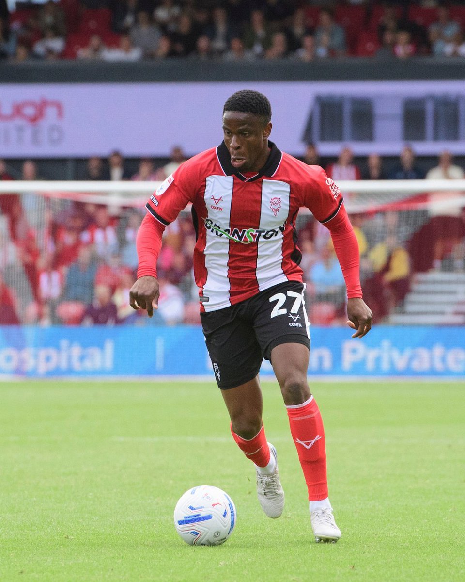 Imps_news's tweet photo. Chiedozie Ogbene first minutes as a Imp

What did we make of his performance?

#WeAreImps #Imps https://t.co/ZNiHPaWikR