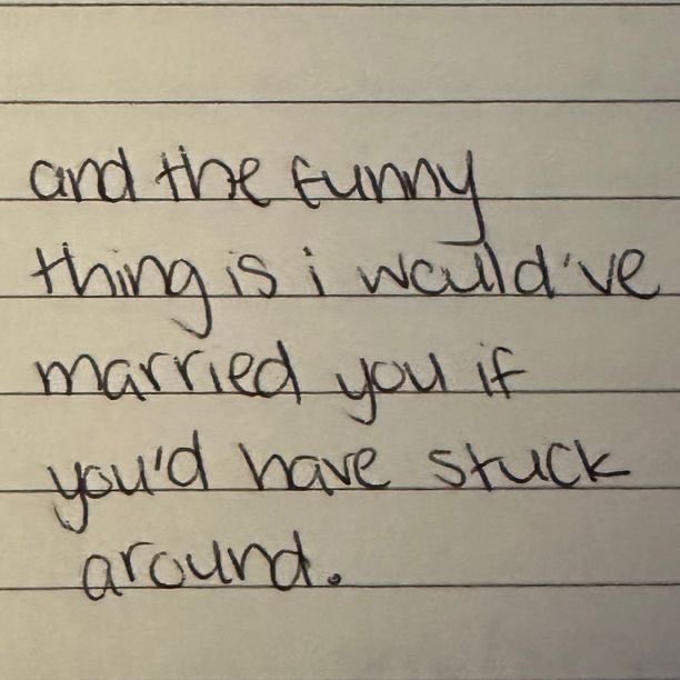 iknwtheendd's tweet photo. Just a creative girl or whatever https://t.co/AljhCbXHQI