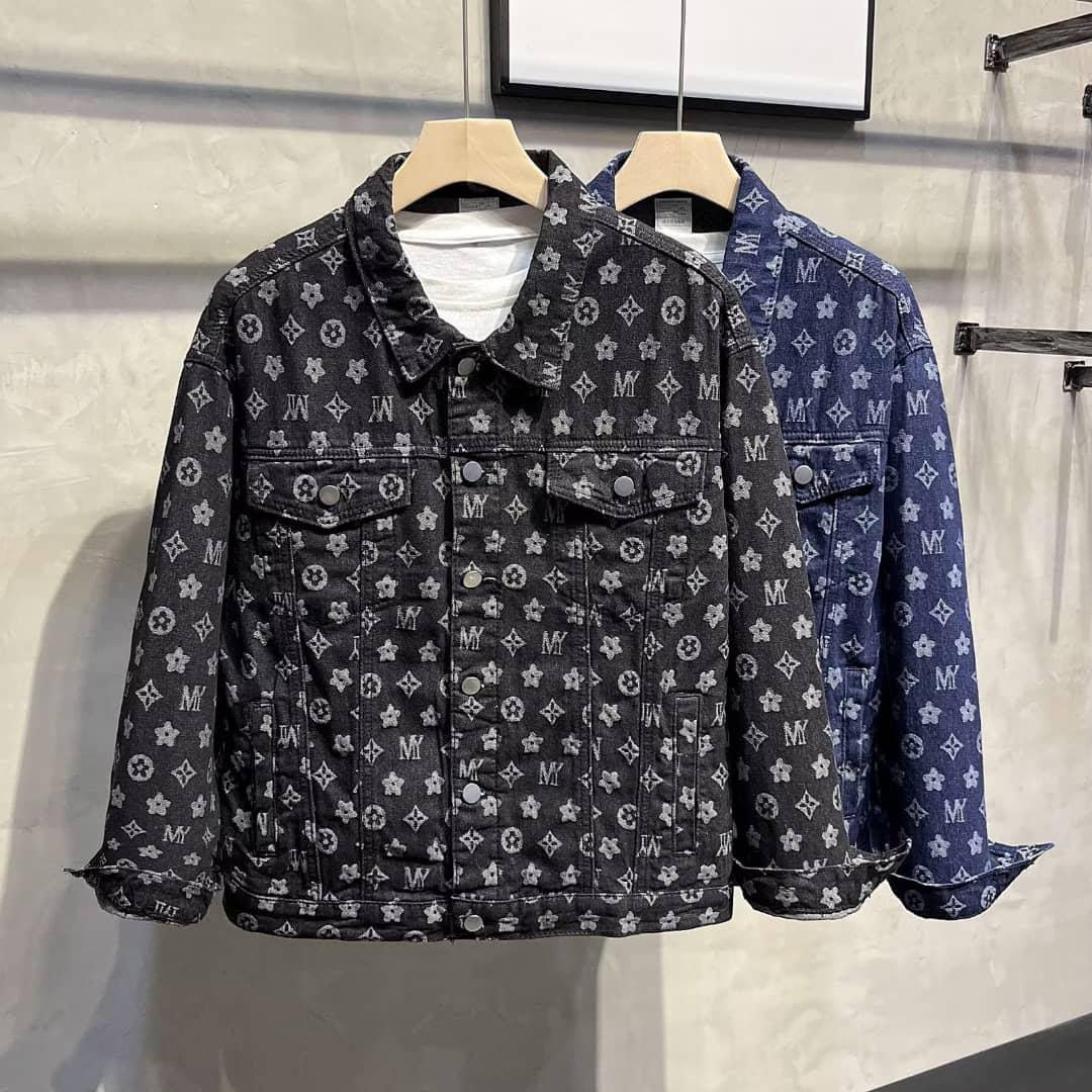 comizzyimport's tweet photo. Demin Jacket 
20k https://t.co/z91XbKVpwx
