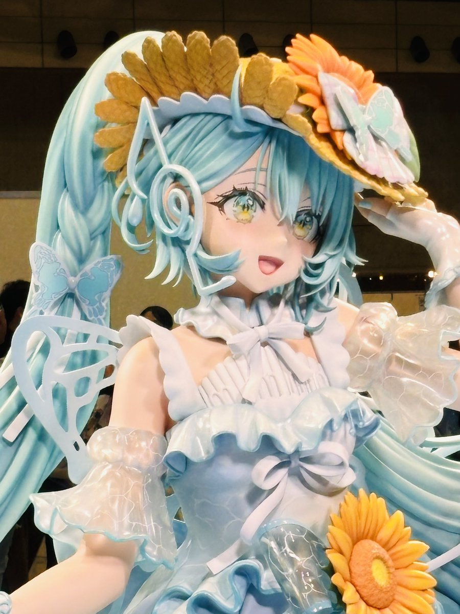 ramu2026_39's tweet photo. もう一度言う

空に免じてを歌ってるのが、ひまわりちゃん

ピンポンパンポーン♪と言っているのが、ソナーレちゃん

落ち着いてる方が、ひまわりちゃん
元気な方が、ソナーレちゃん

だと個人的に思ってます

異論は認める https://t.co/fFpcg2e3aK