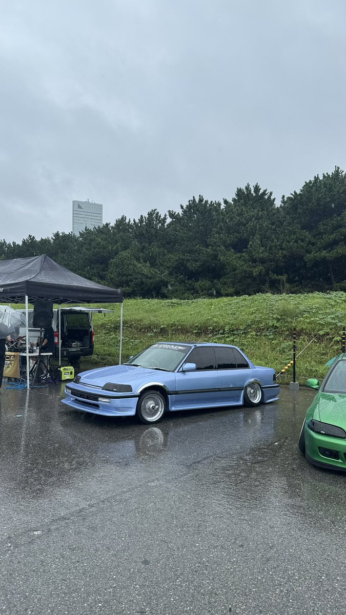 kawaiikity_'s tweet photo. 大雨の中みんなでスラムド https://t.co/6QdEuQhwhi