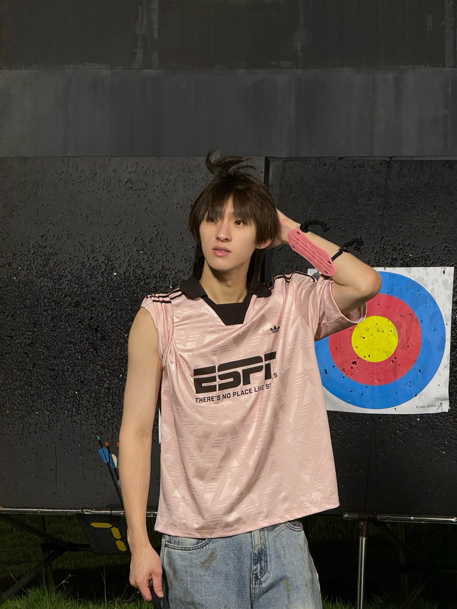 kongjiro_'s tweet photo. Robin🏹
#kongjiro https://t.co/uSj16oSxau