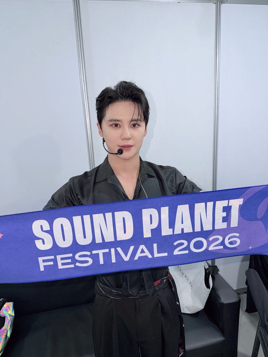 Junsu_PALMTREE's tweet photo. 가을에도 거부할 수 없는 feel 이끌리는 강한 힘🚀

SOUND PLANET FESTIVAL 2026
🌐2026.09.06 (SUN)
📍파라다이스시티 (PARADISE CITY)

#김준수 #XIA #KIMJUNSU 
#GRAVITY #XIA_GRAVITY
#SPF #soundplanetfestival https://t.co/rdz8ClaJiB