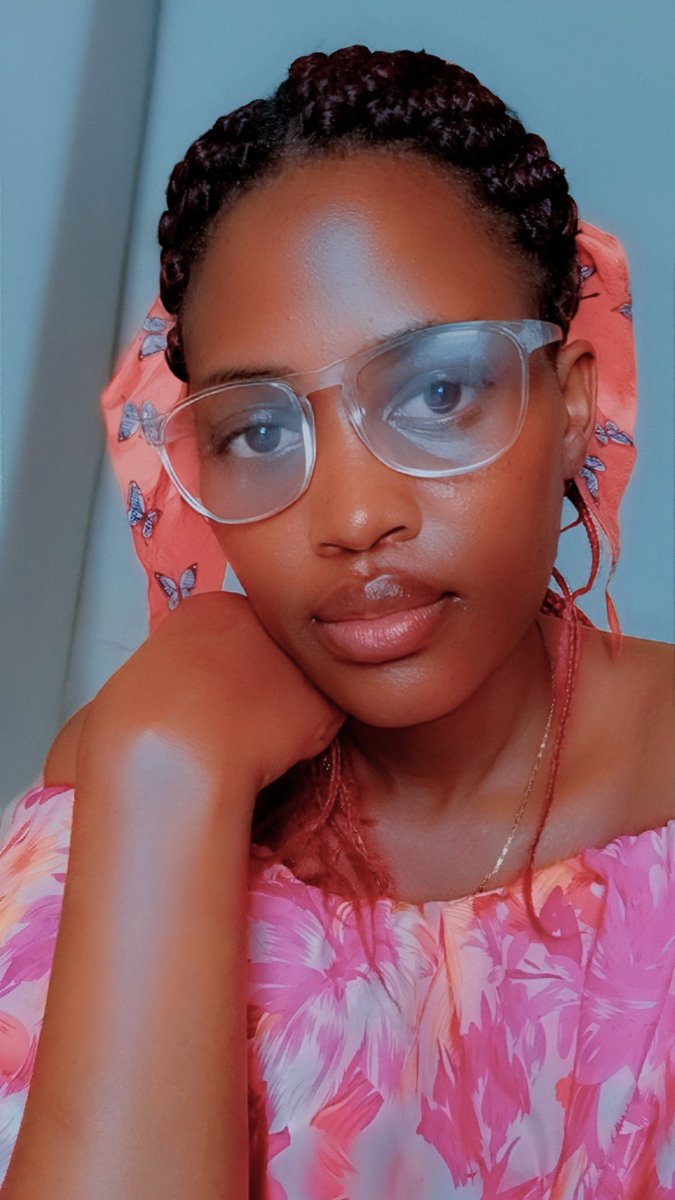 KyarisiimaDiana's tweet photo. Call me a dog if Arsenal wins against Chelsea 🤭 https://t.co/5bwjS0Rp4D