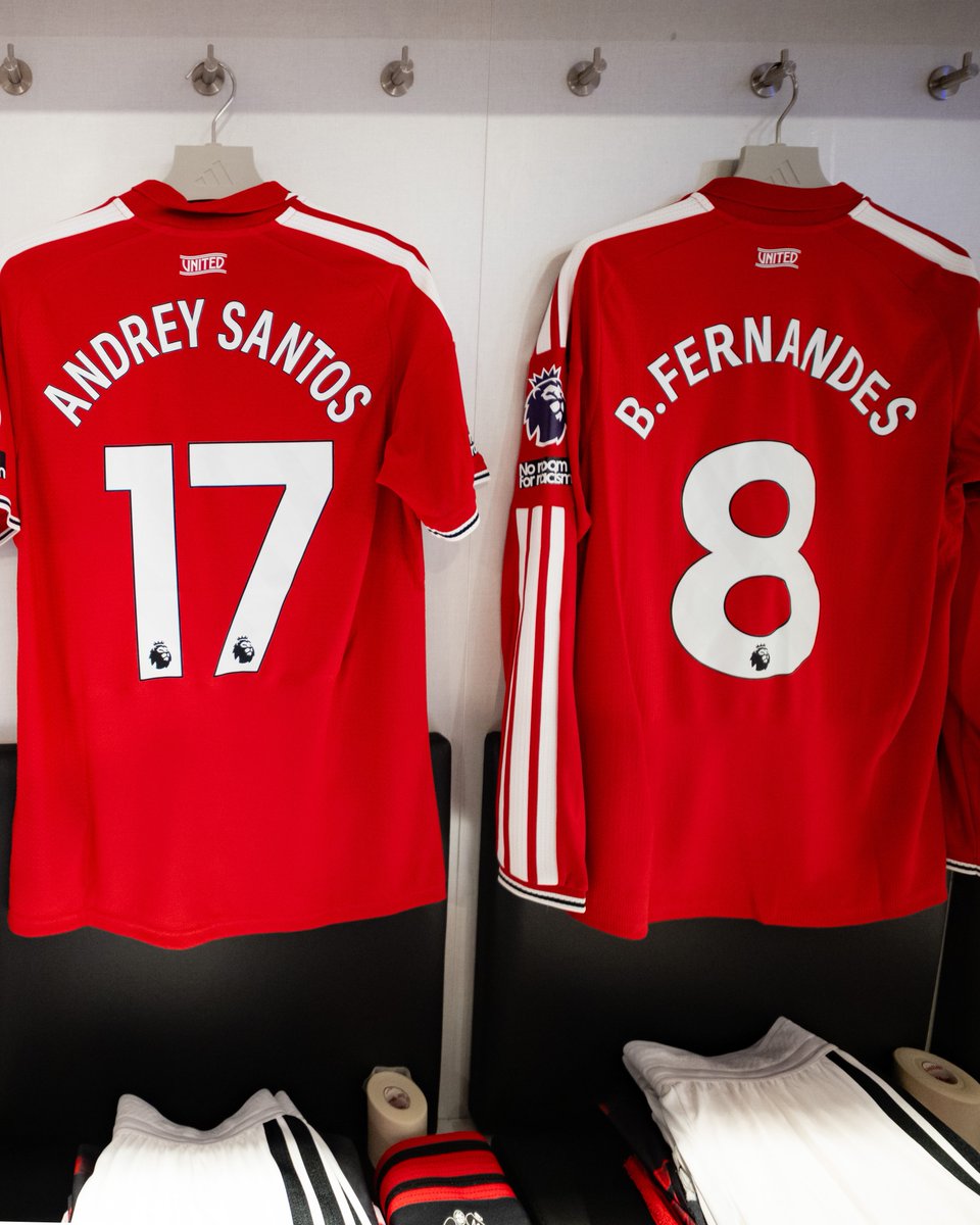 ManUtd's tweet photo. 🔴 U N I T E D 🔴