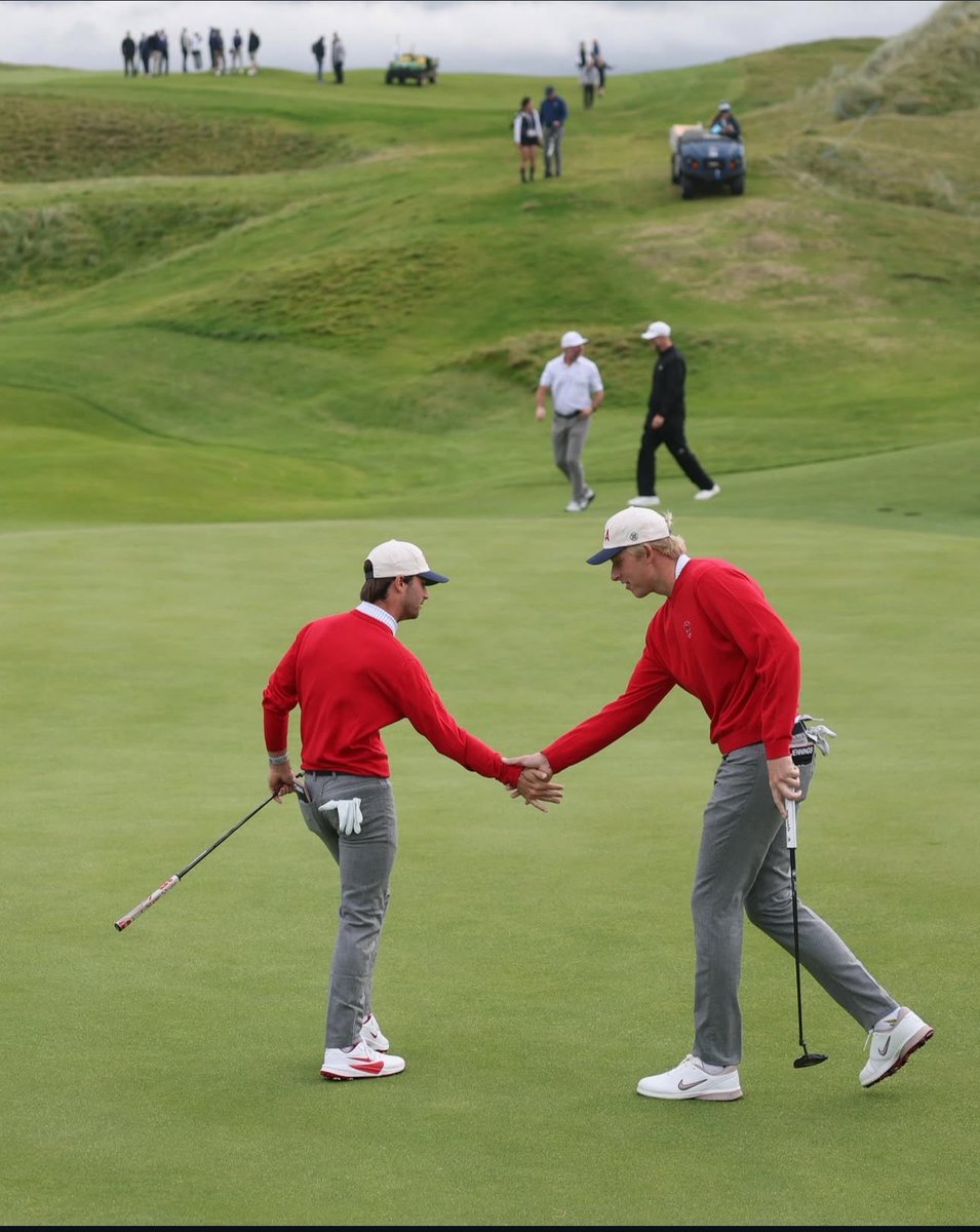 AlabamaMGolf's tweet photo. Starting the final round off strong! 

William Jennings and Ryder Cowan helped Team USA sweep the morning foursomes session on the final day of The Walker Cup! 

📸 USGA and The R&amp;A

#RollTide https://t.co/iWM7ntqk7a