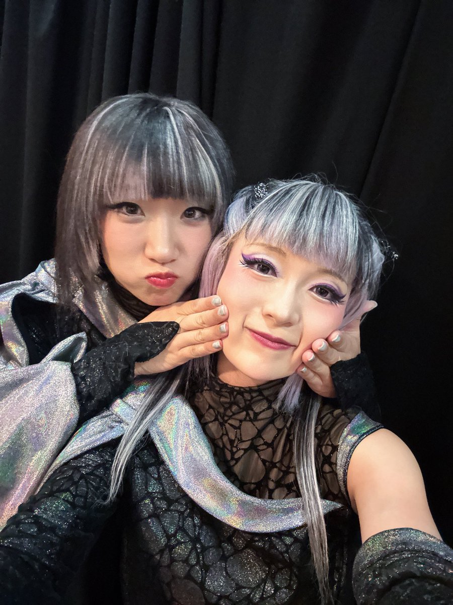 ayano_w__1130's tweet photo. #美少女戦士セーラームーン 
#シャイニングシアター
本日も3公演ありがとうございました🌙
3日間、沢山の方にお会いできて嬉しかったです🩶

お天気不安定な地域の皆様
どうかお気をつけてお過ごしください☺️

次回は10日から3日間出演です🌟
#prettyguardiansailormoonshiningtheater #shiningtheater https://t.co/rUH2B0zHEv