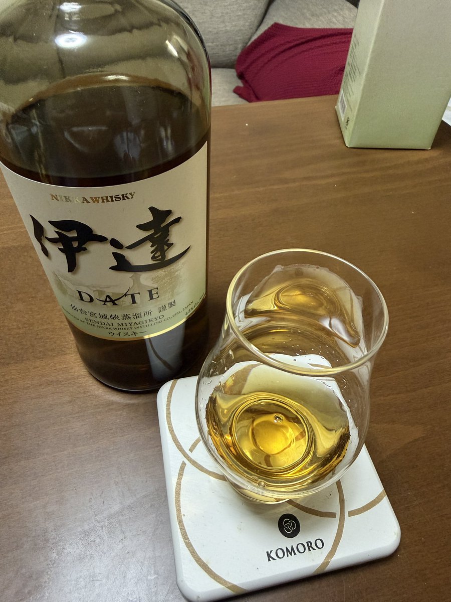 penginSergeant's tweet photo. 愛馬の頑張りを祝して、ちょっとだけいいお酒を飲む🥃 https://t.co/1XXQeftBGq