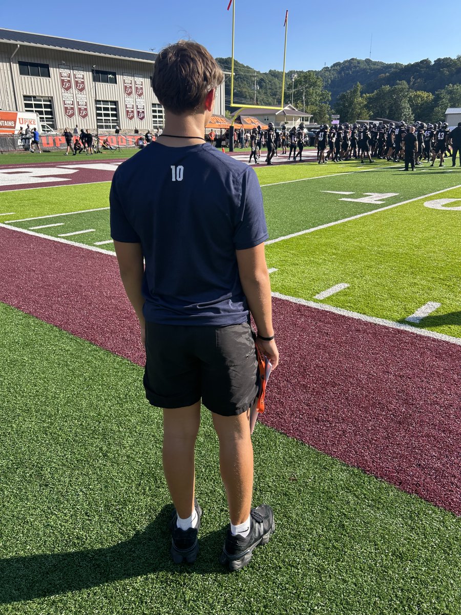 skypyke's tweet photo. Thank you @CoachMikeHarris for the game day invite, great atmosphere. #BearDown https://t.co/GGrZ1GlthS
