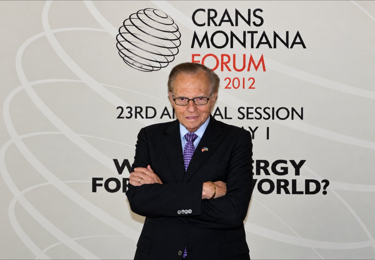 Image for the Tweet beginning: Larry #King β¦ un grand