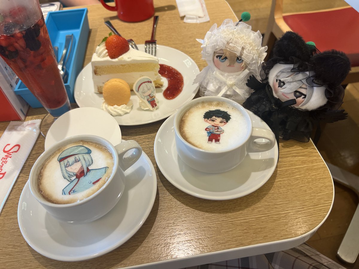ecyzk's tweet photo. スイパラの写真何故かこちら側を捕捉している🍜の写真を撮ってしまって笑ってる、俺ではなくオレを見て https://t.co/MRLVcsIOir