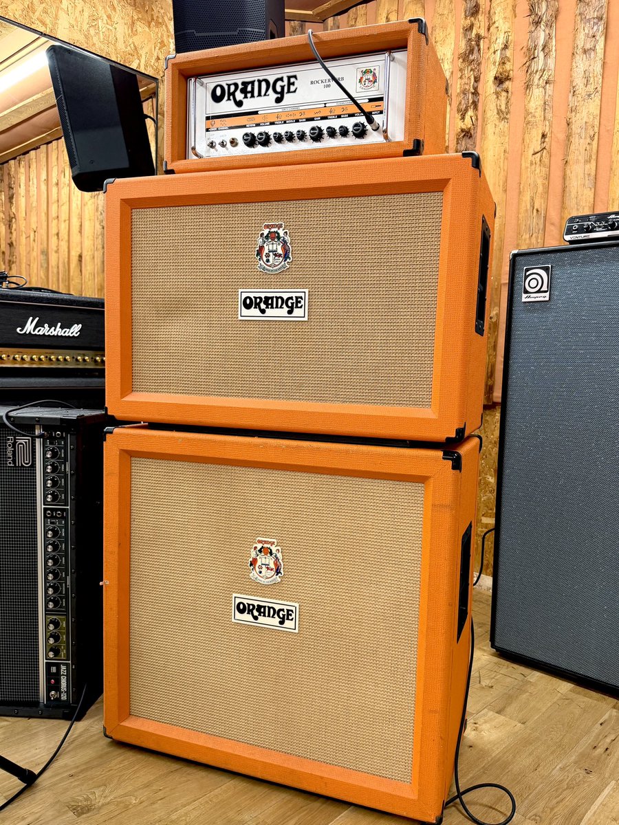 lprdrband's tweet photo. This thing is loud. @OrangeAmps PPC212+PPC412 cab 🍊🍊🍊
@OrangeampsJPN PPC212+PPC412キャビ🍊🍊🍊
#looprider https://t.co/3XdquL4vrD