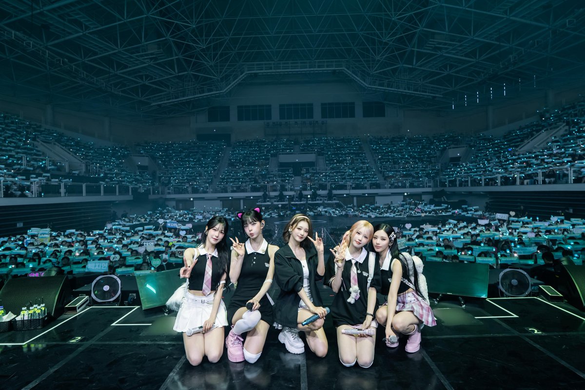 realfromis_9's tweet photo. [💌] #TOMORROW_GLOW
2026 fromis_9 ASIA TOUR
[TOMORROW GLOW.] IN SEOUL

오늘의 빛으로 채워갈 우리의 내일

#fromis_9 #프로미스나인
#fromis_9_ASIATOUR https://t.co/WU4sI1aBhx