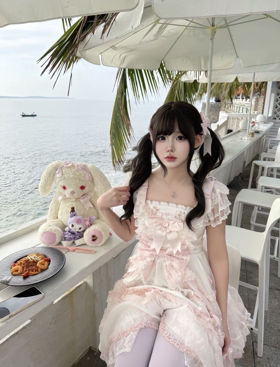 DemFacts24's tweet photo. 07女、找男（不开玩笑）在线蹲一位能线下约的男搭子，感觉好的话可以长期，不打扰彼此生活！ https://t.co/n66Yk83gnb