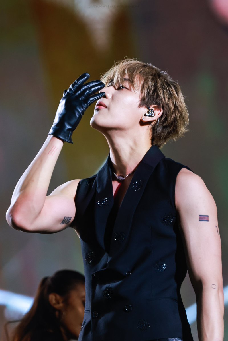 _Gotlight's tweet photo. [260906] BamBamxVERY THAI DIANFENG MUSIC FESTIVAL

#VeryThaiDianFengxBamBam 
#VERYTHAIDIANFENGMUSICFESTIVAL
#BamBam @BamBam1A #뱀뱀 https://t.co/8bW51lnL09