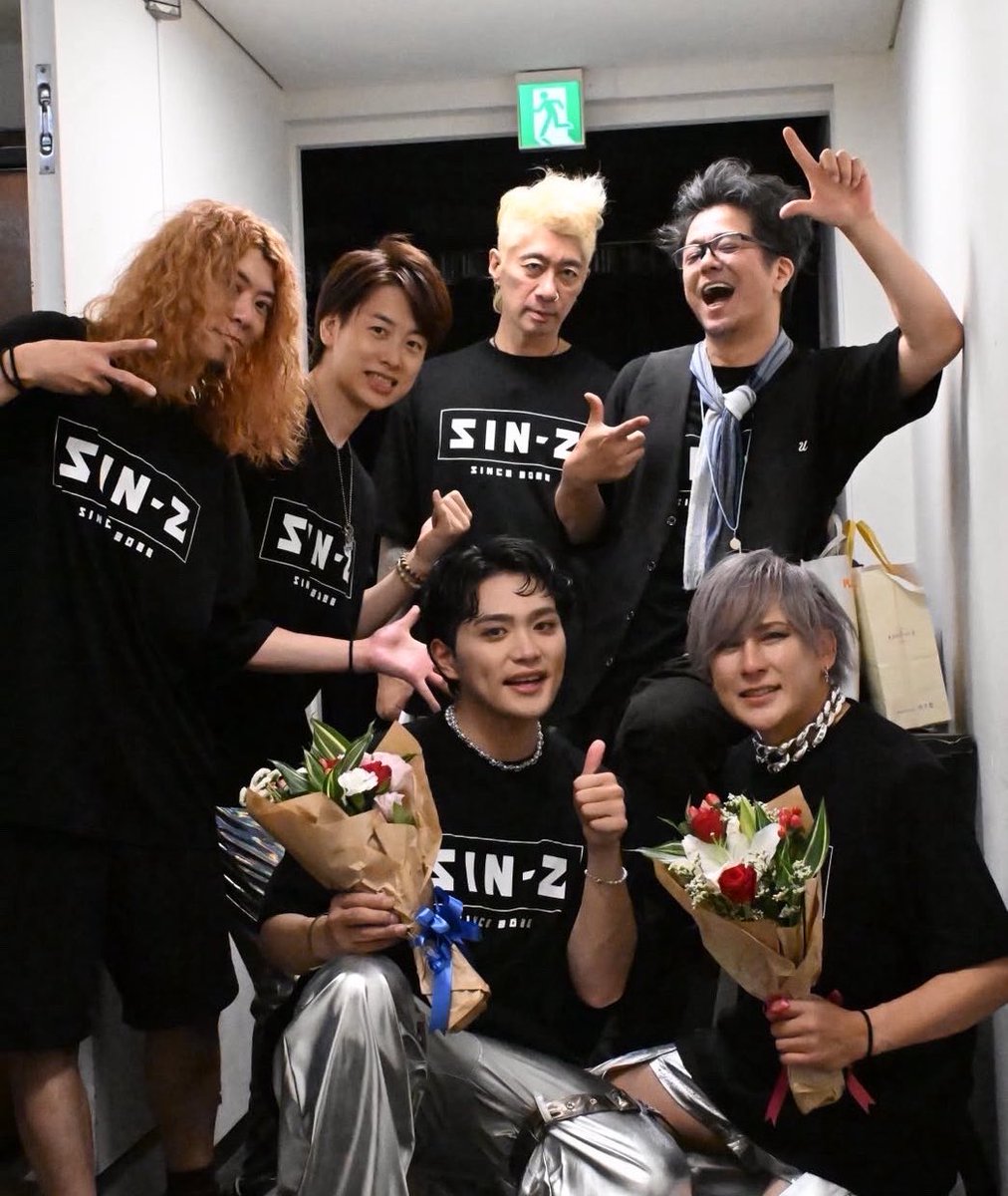 sin_z_official's tweet photo. シンZ 初ワンマン"Prologue"大阪公演にお越し頂き誠にありがとうございました🙌

皆さまのおかげで、最高のスタートになりました！！これからシンZはもっともっと上を目指して活動していきますので、これからも応援のほど、よろしくお願いします🫡

次回は、10/2（金）
青山RizMでお会いしましょう🫡 https://t.co/DAp1JeBpe8