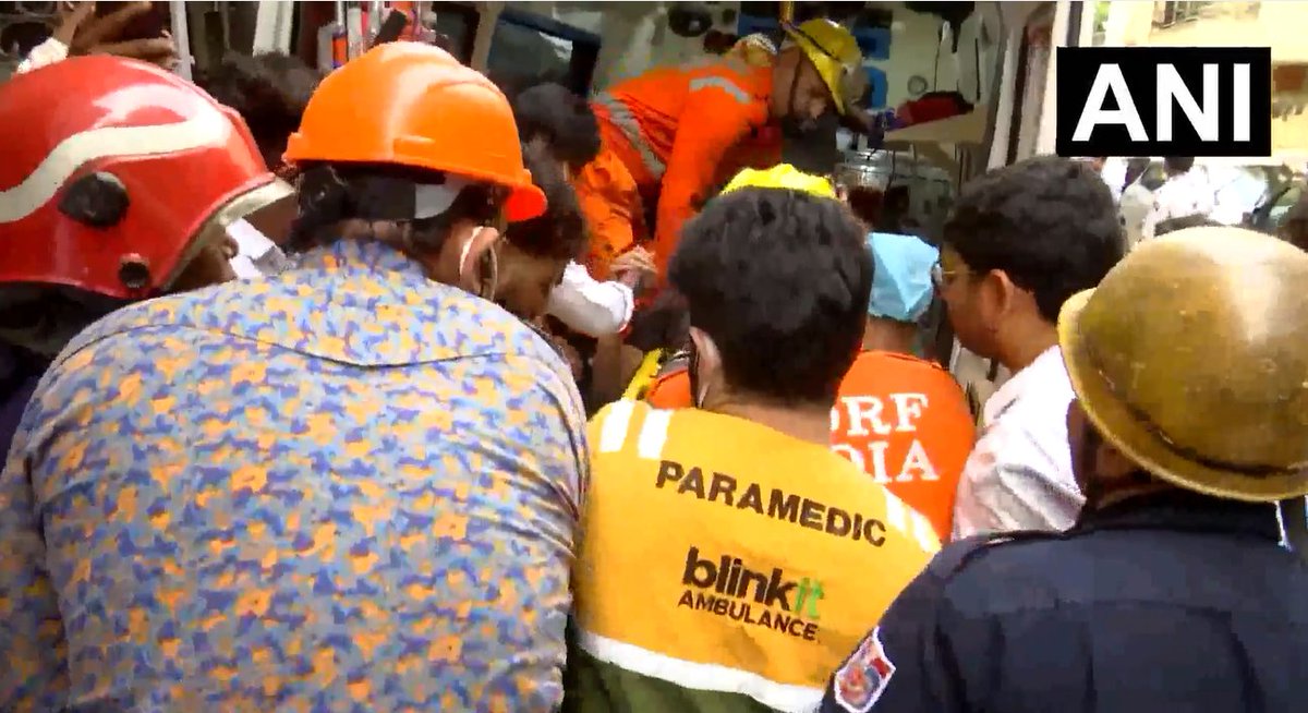 PMNehru's tweet photo. I just noticed this in the ANI video that Blinkit paramedics were rescuing students alongside NDRF personnel. 

Someone must have called Blinkit after Fire brigade didn't respond on time.

In an emergency situation, our system is only as efficient as a loss-making startup. I'm speechless.