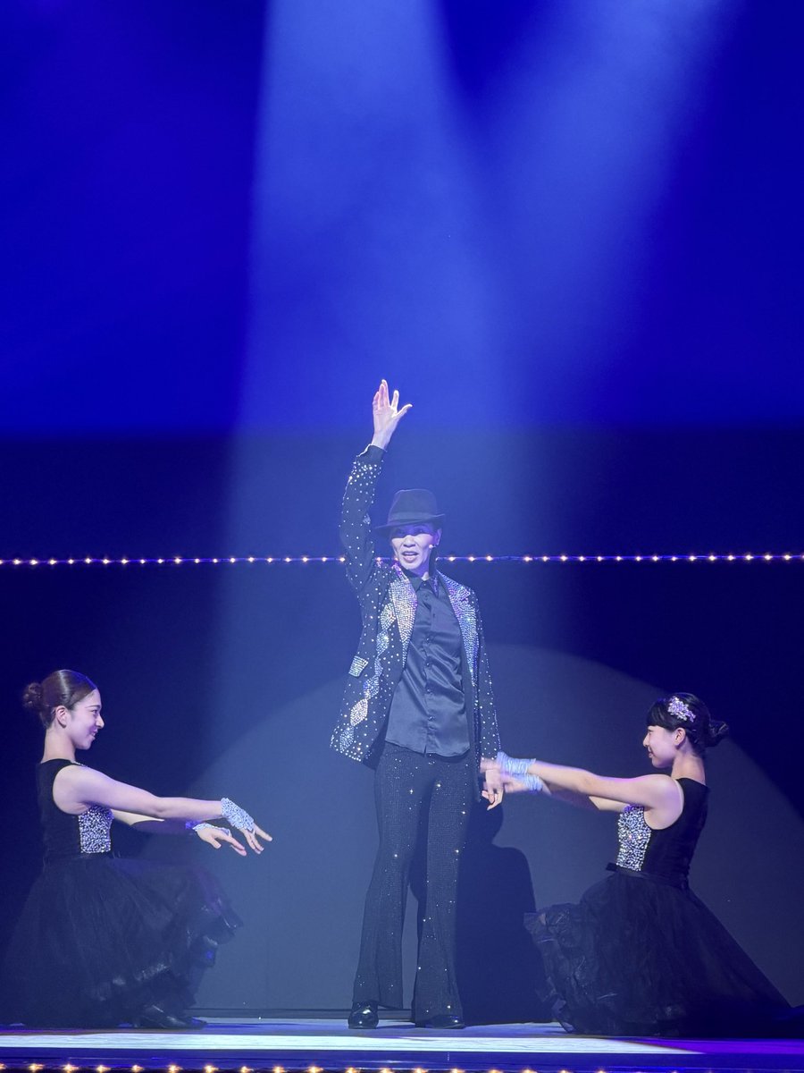 kazuyaseto18's tweet photo. 「#LiveAirline」羽村公演
みんな元気に笑顔いっぱいで終えることが出来ました!!
高校生のみんなの本番に向かうパワーは本当にすごかった✨
羽村キッズたちも最高♡
私も沢山背中を押してもらえました!
みんなと一緒に舞台に立てて本当に幸せな時間でした❣️ https://t.co/iPOOKQyizi