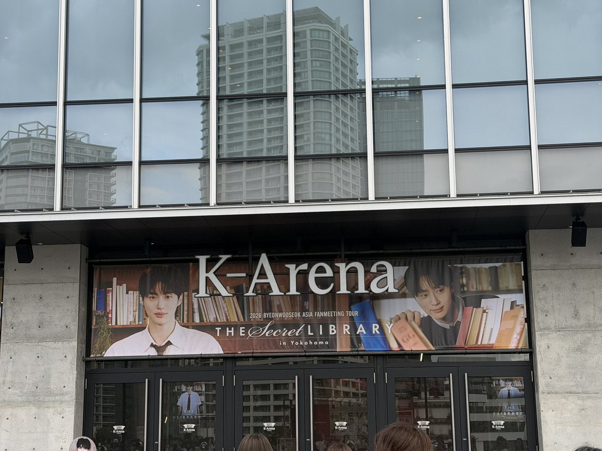CHAE_ru73's tweet photo. 幸せな時間でしたꕀ⋆🥹🥹🥹✨🌟✨
いっぱい歌も聴けてLIVE感覚🤭
久しぶりにお友達とも会えて最高の時間だった👍
色々教えてもらって勉強にもなりました🫡 
日本の流行りが全く分かってない私🤦‍♀️笑
🇰🇷のウソク🐔🍗バッグともに🥹
ここで役立つ♡

#ByeonWooSeok  #ピョンウソク https://t.co/QECpCpG6Rp