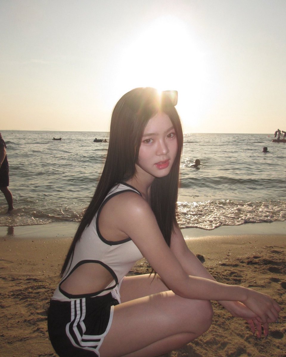 kvxnvv's tweet photo. ☀️ https://t.co/DyUhnQ80zo