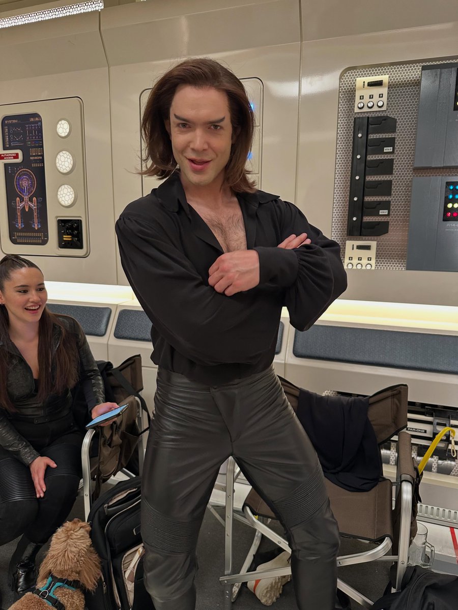 confusedgrougu's tweet photo. we know, chrissy. we get it 😌 https://t.co/oL3EQ5zkmG