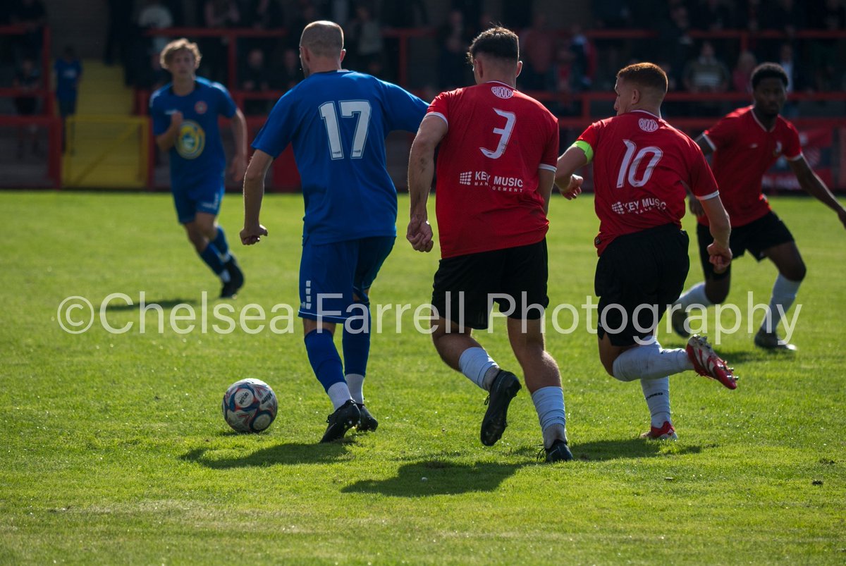 cf_photographyx's tweet photo. Match day 📸
@AbbeyHeyFC v @Droylsden_FC https://t.co/vy8k4Jf0Kt