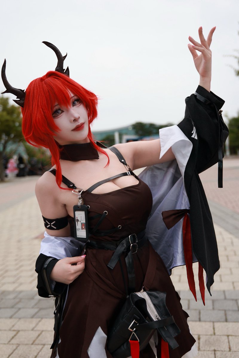 R10Park's tweet photo. #cosplay #명일방주 #수르트 #Arknights #Surtr
 
C- 수르트(명일방주)
M- 이신(@cos_sinn2) https://t.co/XRAX5Rgtid