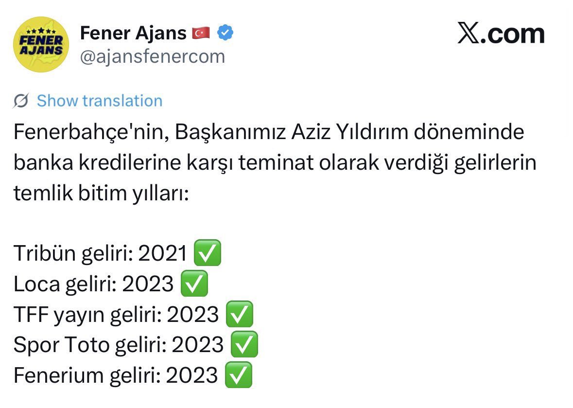 MCMV11FB's tweet photo. Mala anlatır gibi anlatayım. Ali Koç 2018’de bu mali şartlarda geldi ama çook kötü bir başkanlık dönemi geçirdi, takım küme düşmemek için oynuyordu. Ben Fenerbahçenin ta kendisiyim diyen adam ne yapıyordu o zaman? Stadın etrafından bile geçmiyordu. Kulüp bu kadar kötü yönetilirken, takım küme düşme hattına kadar gerileyerken neden 2021’de aday olmadı? Bu mali durumu bildiği için aday olmadı, adam para kendi cebinden para harcamak istese o zaman aday olurdu. 
Peki ne zaman aday oldu? 2024’de temliklerin bittiği, sponsorluk gelirlerinin 350 milyon olduğu dönemde. Adamın derdi hiçbir zaman Fenerbahçe için cendi cebinden para harcamak olmadı. Öyle olsaydı kendi parasını almak için kulübün tüm gelirlerini temlikli hale getirip kredi çekmezdi. Para harcamak isteyen adam oyuncular pahalı, bunların parasını taraftar ödüyor demez.