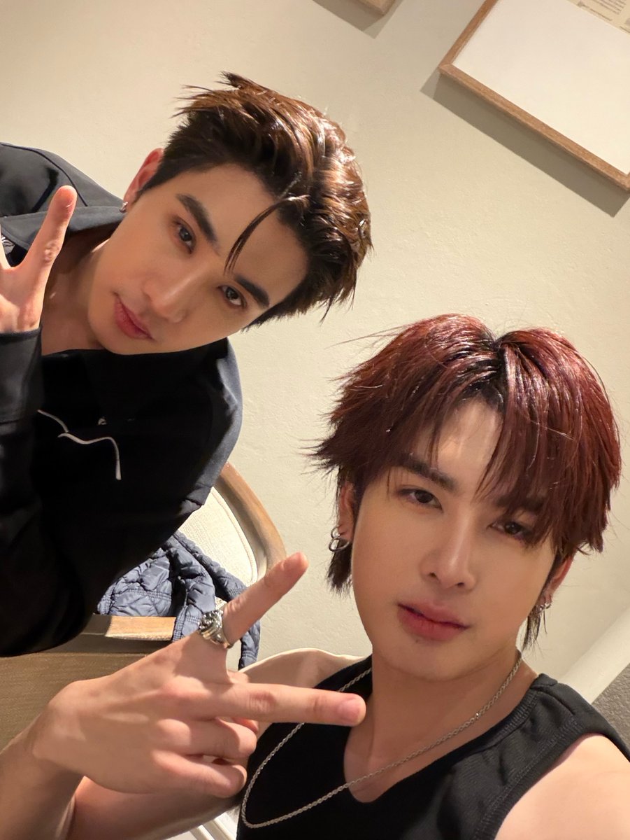 SantaOfficialTH's tweet photo. ー◞♡ IG post UPDATE : santa.pp
( 06.09.2026 )  

🔗 : https://t.co/eiqbDTP6Mt
 
PERTHSANTA PEAK ROMANCE

#UltimateBrewcationxPS
#DaoCoffeeXPerthSanta https://t.co/G9whKscdRa