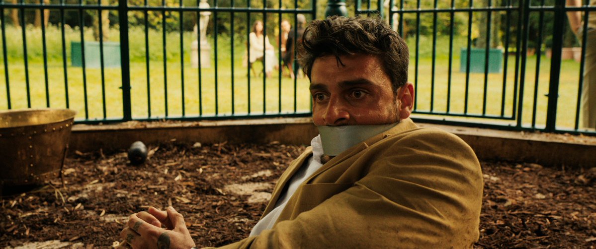 NetflixUK's tweet photo. Mauled by the tigers, you're getting mauled by the tigers... #TheGentlemen https://t.co/9FdtGIqZ3n