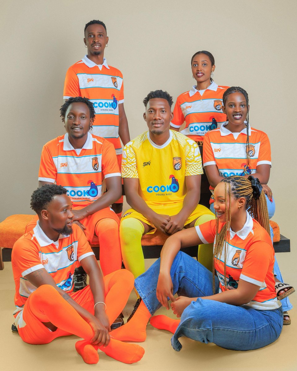 MutabaziRich's tweet photo. @BoscoManirabona @DNvedaste Ni karibu bro.
Uyu mwambaro ni sawa. https://t.co/cqri3MqluP