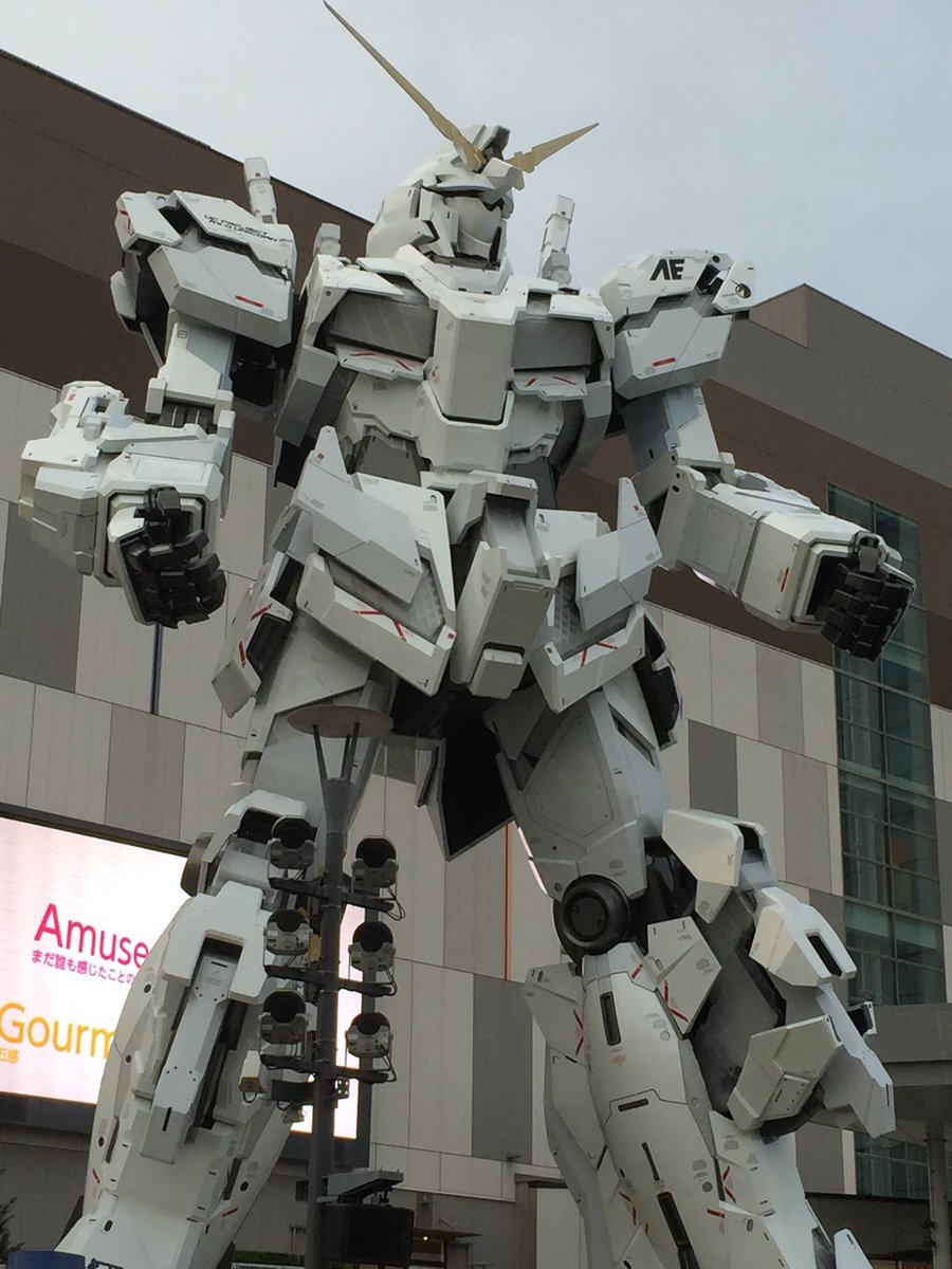 rms0318rickore's tweet photo. お台場のガンダム…

お台場がオワコン化してるから、ブランドイメージに影響しないうちに撤退した方がいいし…仕方ないね。

昔の写真見てたら、設営中のユニコーンあったよ。

なんかチグハグだけど、これはこれでいいねw https://t.co/DDVdka781D