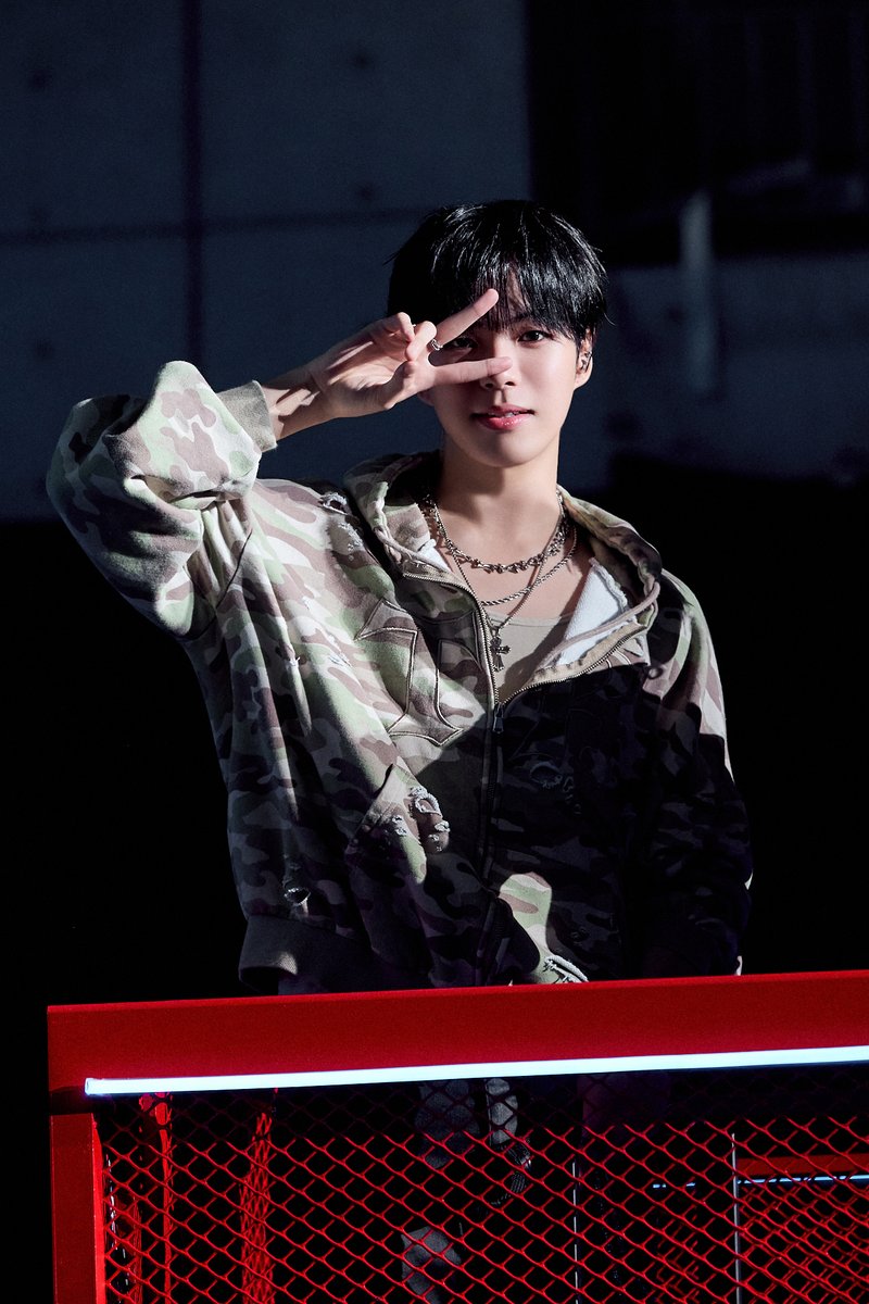 yg_treasure_jp's tweet photo. [💬]

TREASURE MAKERのみなさん！TREASURE THE STAGE 2026 NEW WAV : LIVE IN JAPAN がきょうでおわりました！
いつもぼくらよりもきらきらなすがたでTREASUREのことを輝かせてくれてほんとうにかんしゃしてます🫶
からだがとなりにいなくてもこころはつながってるとおもうのでぜひげんきに、だれよりもしあわせにいてください
いっしょういっしょやで！またね🙌

by #YOONJAEHYUK #윤재혁 #ユンジェヒョク
