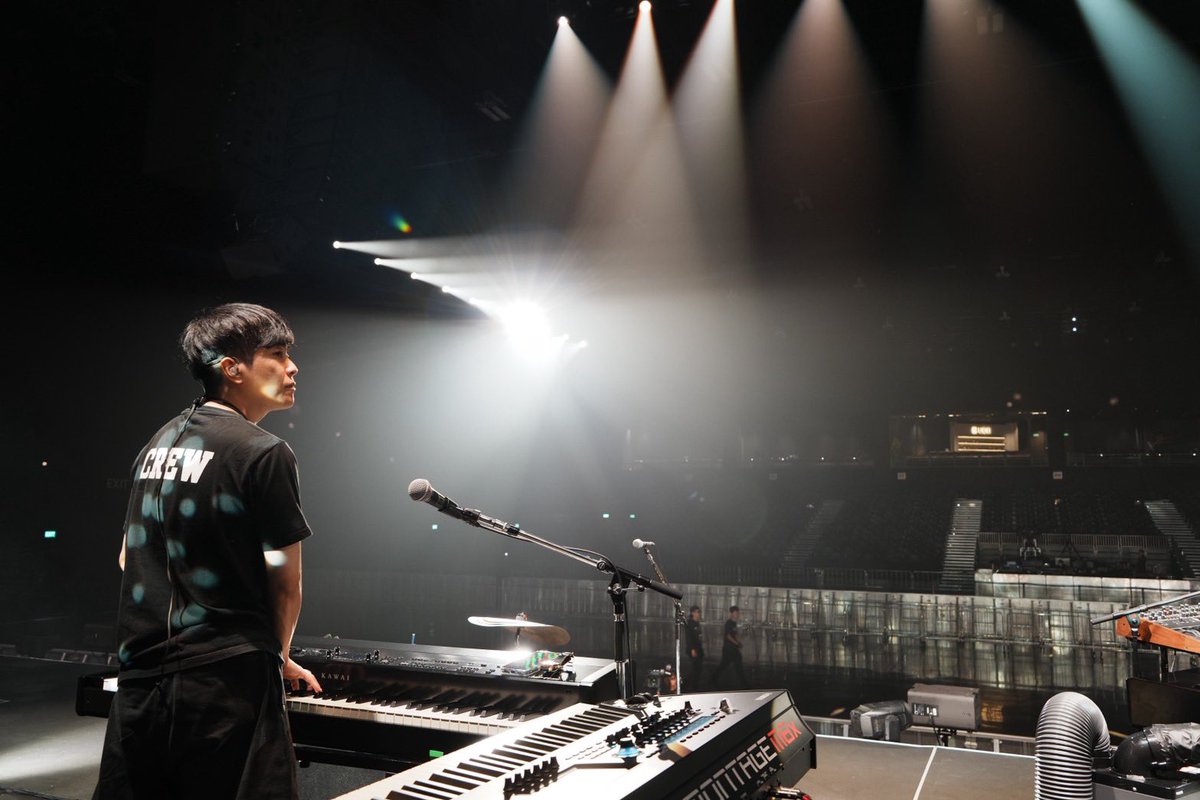 hihumiro's tweet photo. OFFICIAL HIGE DANDISM
ASIA TOUR 2026

バンコク公演ありがとうございました！
とんでもない熱量🔥 สุดยอด!!
3月末のホールツアーから、今日のアジアツアーファイナルまで、遂に長い旅が終わりました…
またいつかお会い出来る日を楽しみにしています！

#髭男
Photo by ขอบคุณครับ和田元気 https://t.co/pb9B2zEe8O