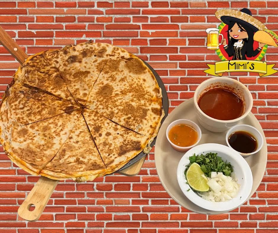 OttumwaDelivery's tweet photo. Quesatacos, Birria Ramen, Birria Pizza, and Birria en caldo. Enjoy birria in all shapes and sizes. Stop by Mimis and get it your way! https://t.co/Zg0FioLCwq https://t.co/MdrudhRzvB