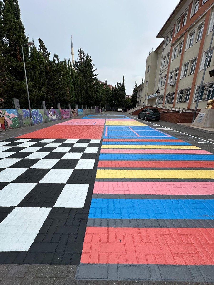 maebeyoglu's tweet photo. #İstanbulunOkullarıHazır

@tcmeb @Yusuf__Tekin @MucahitYentur
@beyogluilcemem @CevatDervisoglu @TC_Beyoglu @istanbulilmem https://t.co/HqZ1yEHFK6