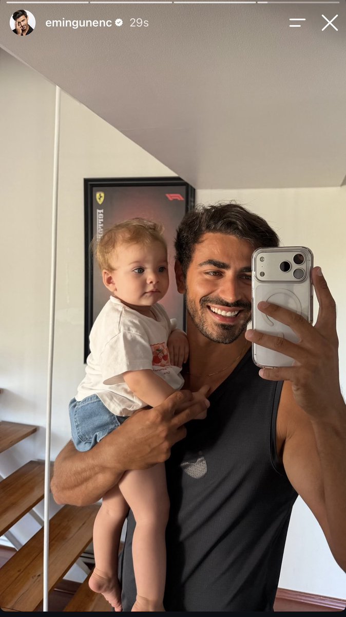 eminologist's tweet photo. Oh the duality of this man 😩

Serving pookieness and hottness simultaneously 🎀

#Arafta • #EmimGünenç https://t.co/EFnLL6VLQs