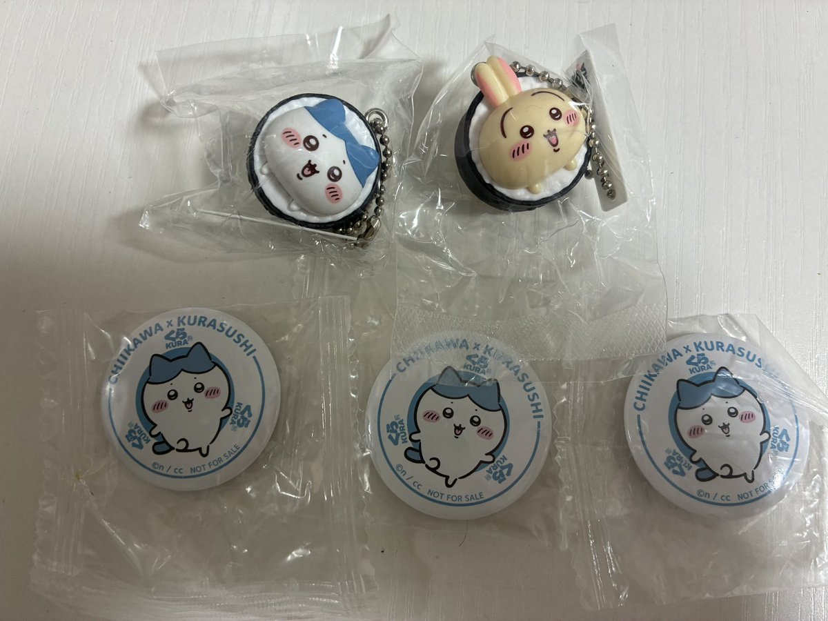 Disney_mmoe's tweet photo. 【交換】ちいかわ くら寿司 ビッくらポン

譲:フィギュア→うさぎ、ハチワレ
     缶バッチ→ハチワレ

求:フィギュア→ちいかわ、モモンガ
缶バッチ(マグネットでも可)→ラッコ、くりまんじゅう、ちいかわ

名古屋付近での手渡し、郵送での交換希望です📮
検索からもお気軽にお声掛けください https://t.co/5x38whVT84