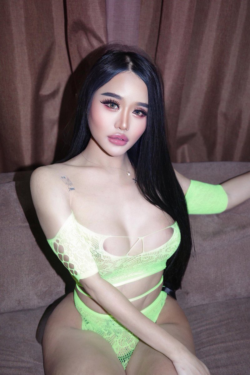 sheydowc's tweet photo. #ladyboy_riyadh 
#ladyboy_saudi 
#ladyboy_both_in_Riyadh https://t.co/B3bd0t5GNT