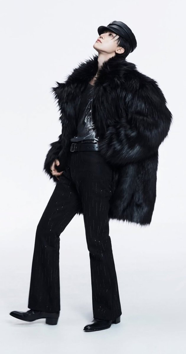 najaeminh's tweet photo. personally i think the stylist needs to put jaemin in flared pants more often because he looks so fucking good in them…. THATS MY DIVA https://t.co/ngnYUJfprg