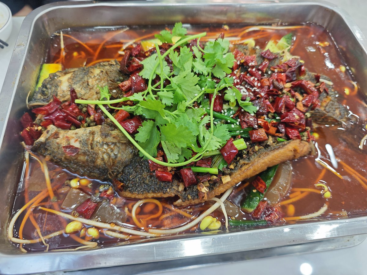 Neonzmvd's tweet photo. 平平无奇的干饭记录，很能吃肉一男的 https://t.co/om8dYvYvtT