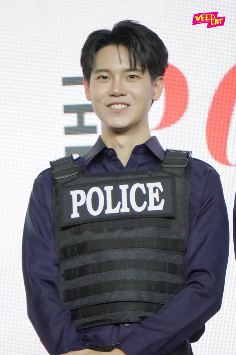 WEED_ENT's tweet photo. “ หยิ่น-วอร์ "  ในงาน “PRAEW CHARITY 2026”✨

POLICE IN LOVE PREAW CHARITY PARAGON

#SiamParagonxPreawxPIL
#ที่รักสารวัตรเธียร์
#yinyin_anw #warwanarat
#PraewCharity2026 https://t.co/OvBr0QSHxU